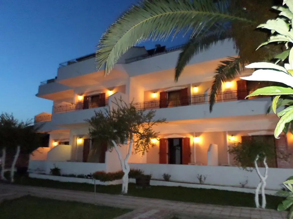 Ocean Front Studios 77 Lourdata  2*, Lourdata (Kefalonia) Greece