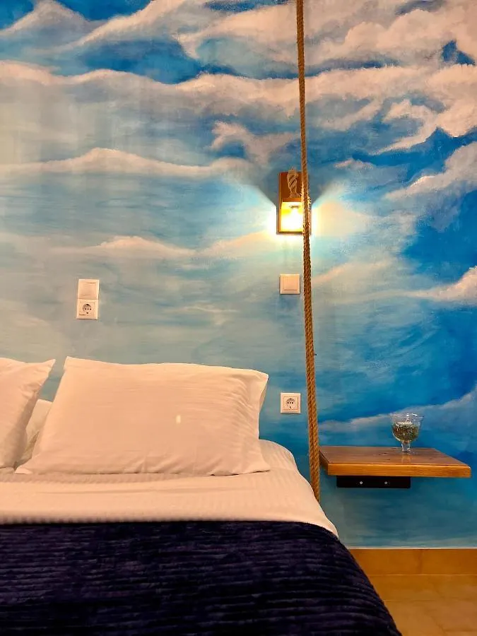 Aparthotel Ocean Front Studios 77 Lourdata
