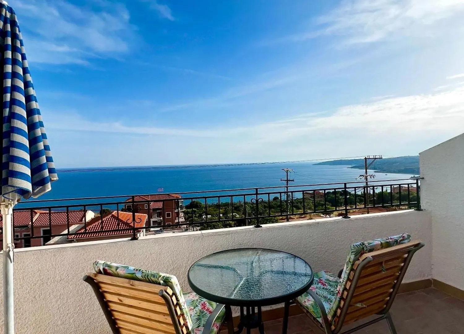 Ocean Front Studios 77 Lourdata  Lourdata (Kefalonia)