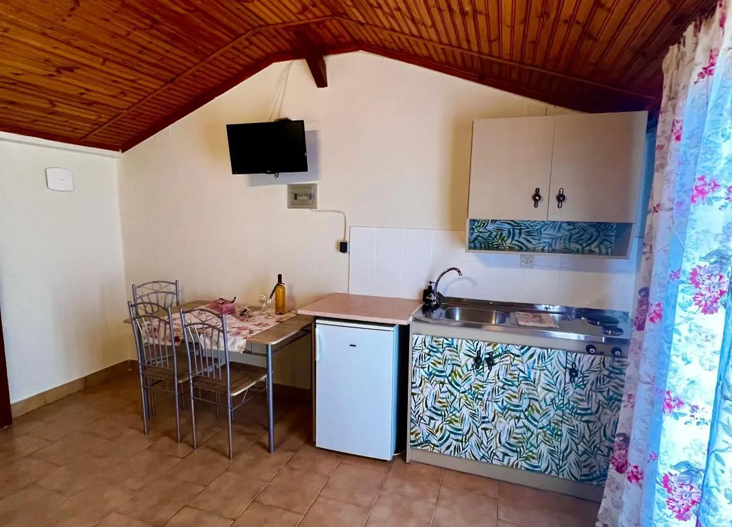Ocean Front Studios 77 Lourdata  Aparthotel Lourdata (Kefalonia)
